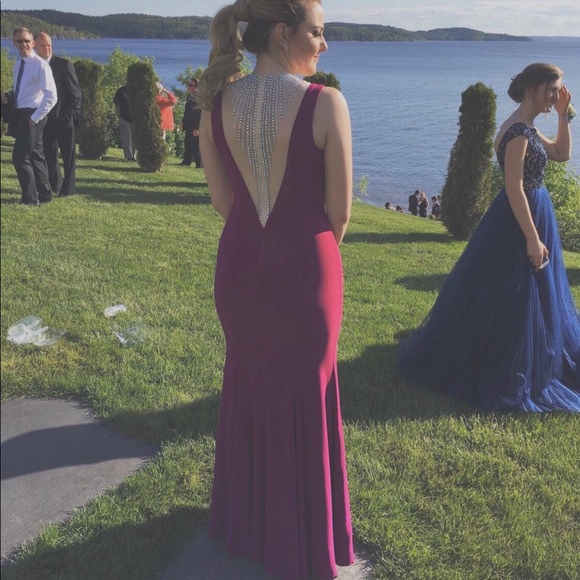 Purple fitted prom dress with deep v - Picture 3 of 3